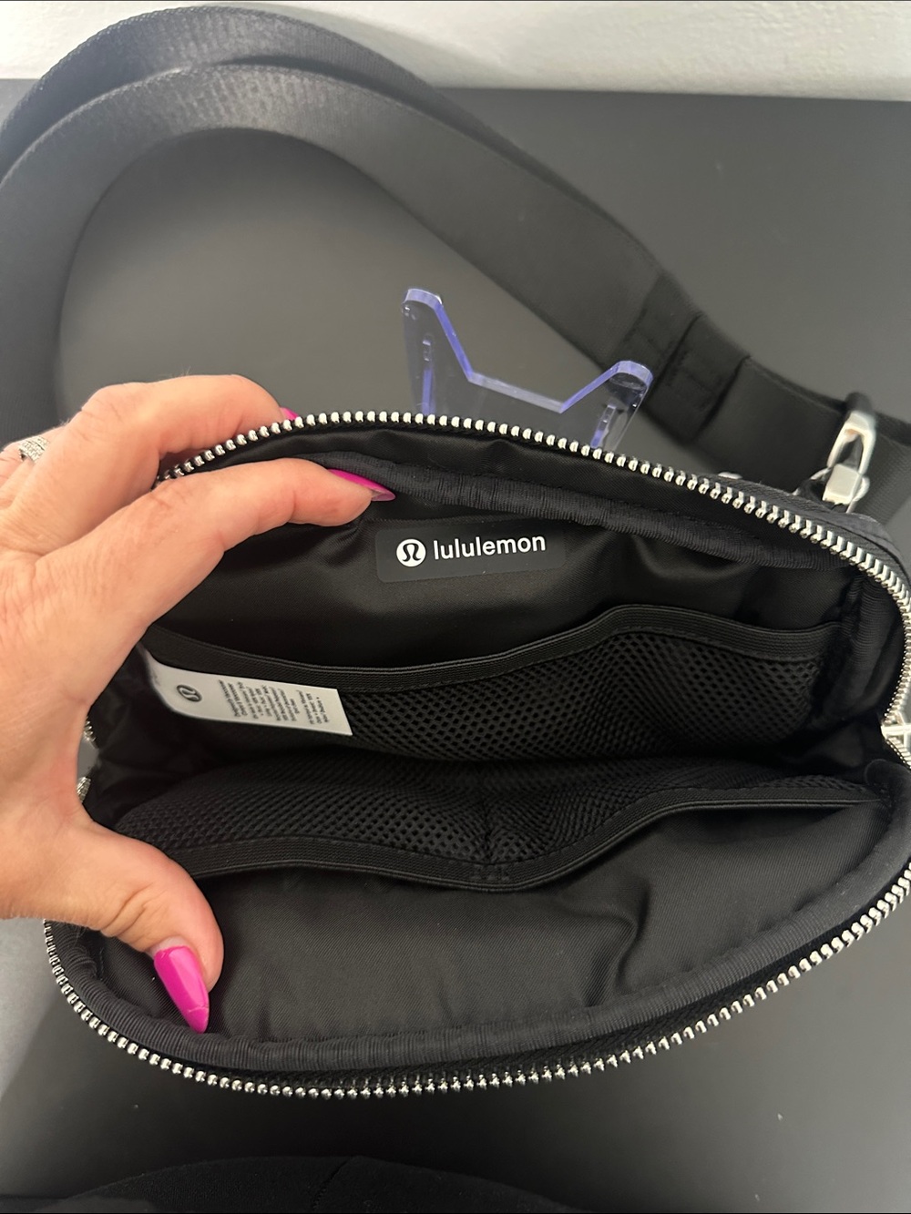 NWT Lululemon Black Quilted Everywhere Belt Bag “Wunder Puff” - Picture 8 of 11